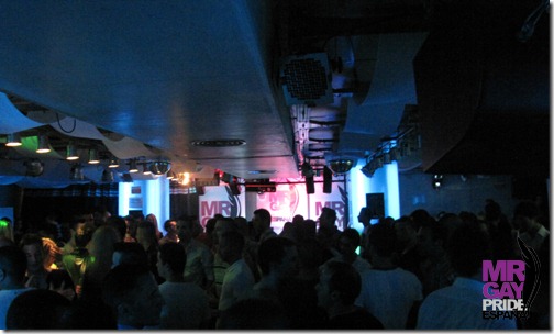 Una abarrotada discoteca Byblos durante la elección Mr. Gay Alicante 2012